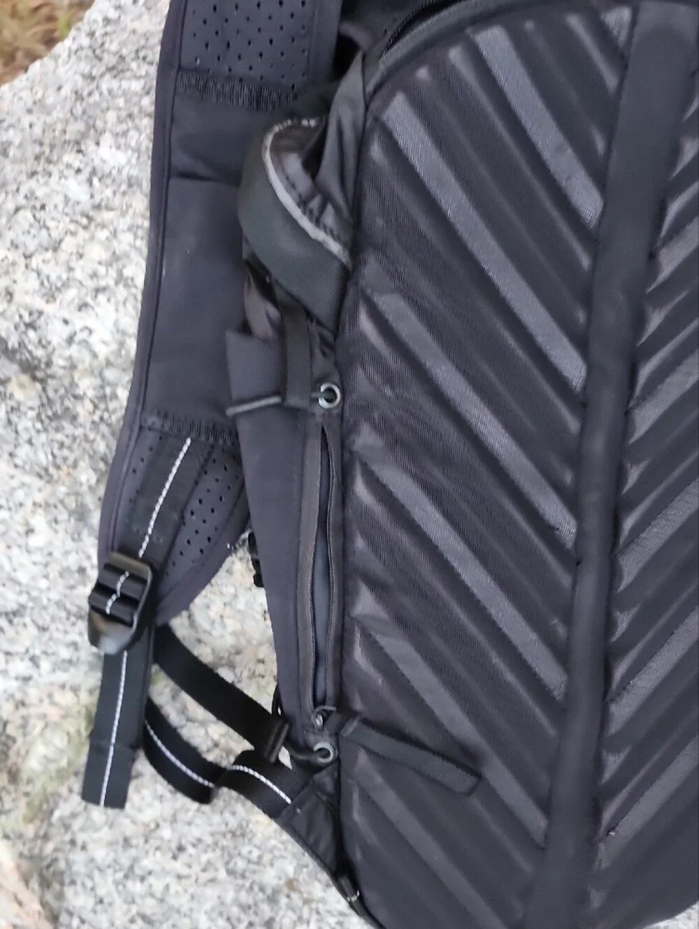 Lululemon Black Running Back Pack